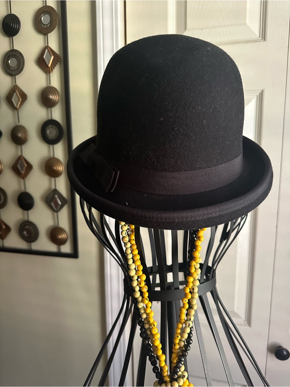 Nine West Black Structured 100% Wool Bowler Hat with Grosgrain Ribbon Bow - Picture 2 of 5